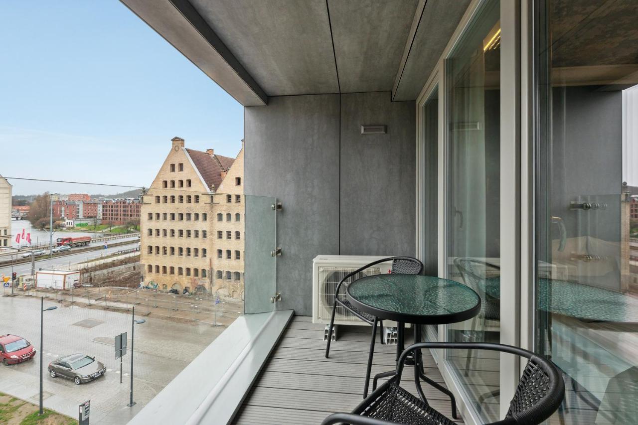 Grano - Pool, Sauna, & Parking By Downtown Apartment *