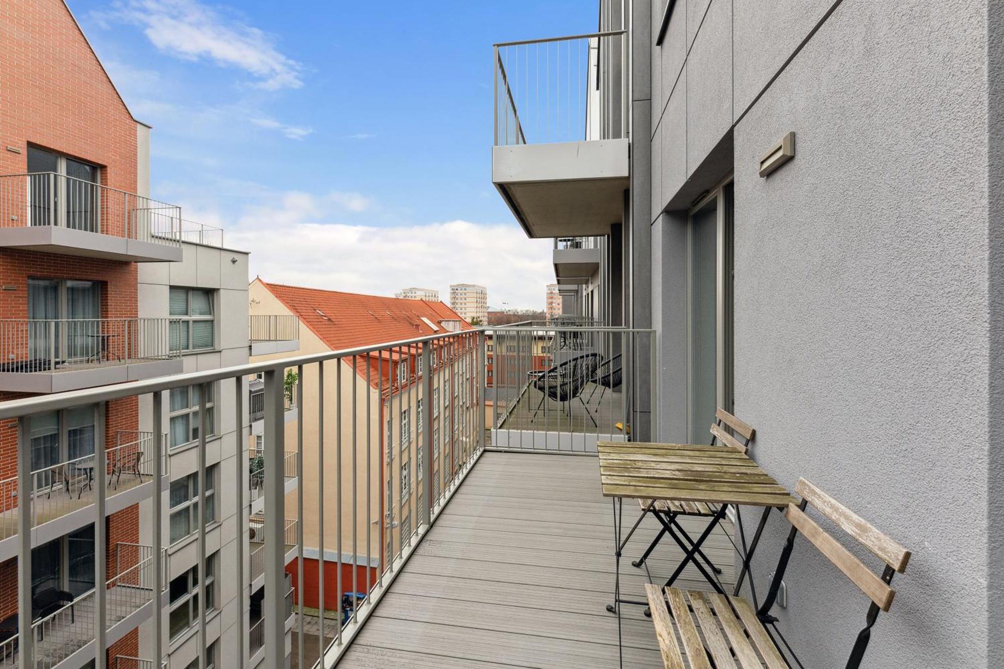 Grano - Pool, Sauna, & Parking By Downtown Apartment